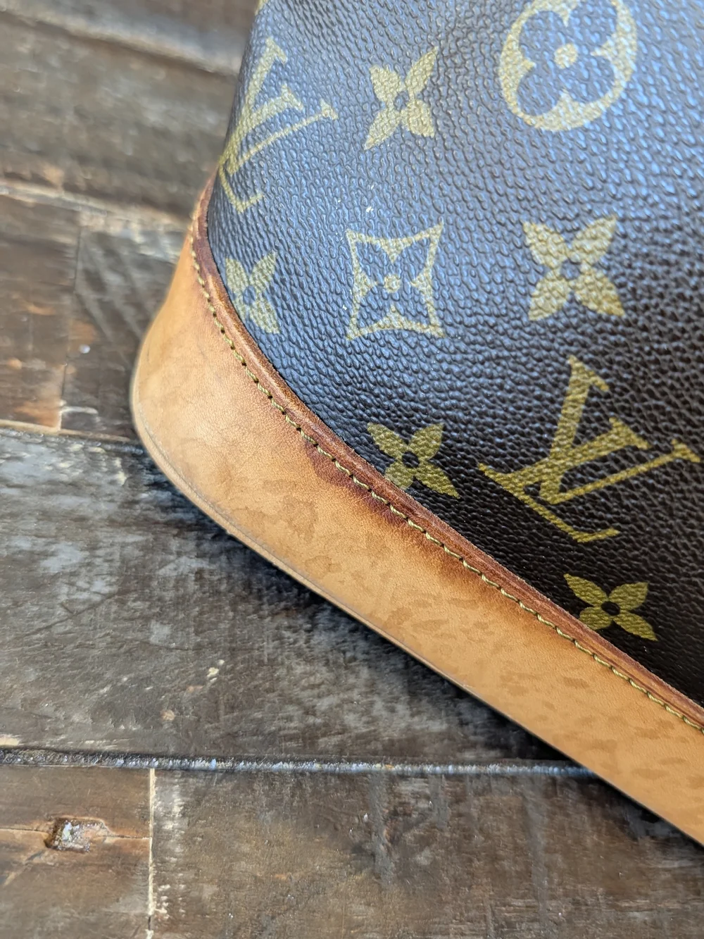 Louis Vuitton Vintage Monogram PM Alma